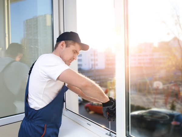 تركيب ابواب وشبابيك تركيب ابواب وشبابيك